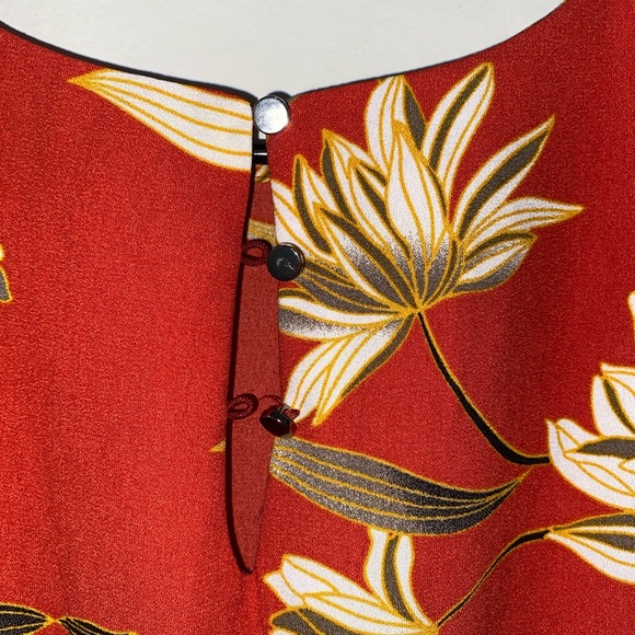 Jaclyn Smith Dress - Picture 3 of 4